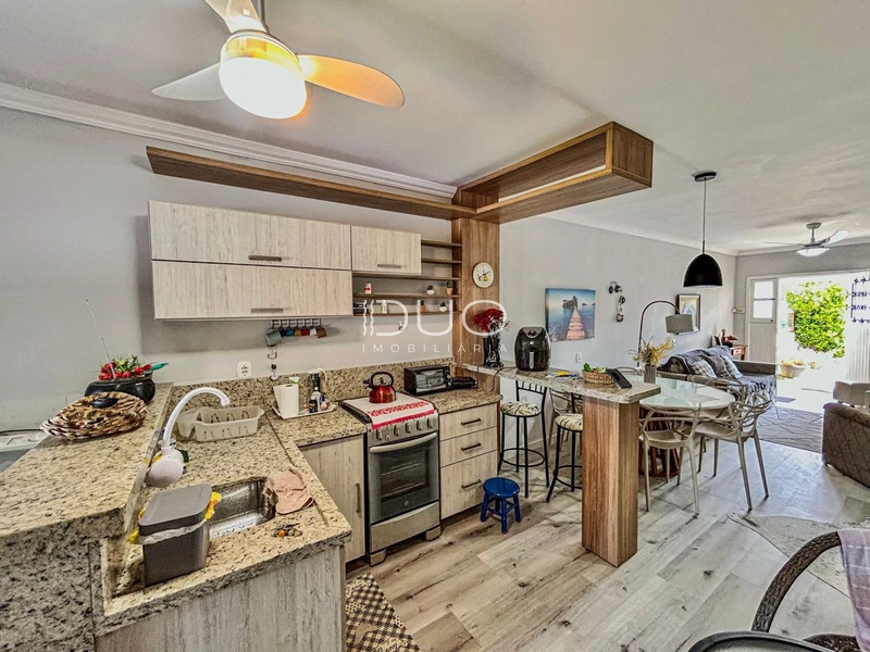 CASA EM XANGRI-LÁ: 11ª foto da galeria de imagens do imóvel