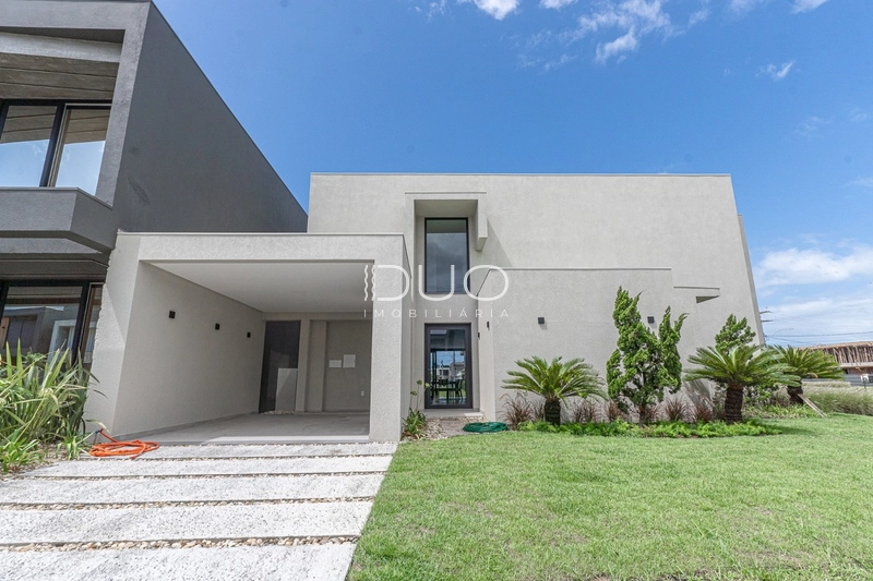 CASA NO CONDOMÍNIO SUNSET EM XANGRI-LÁ