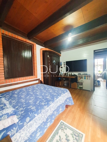 CASA EM XANGRI-LÁ: 32ª foto da galeria de imagens do imóvel
