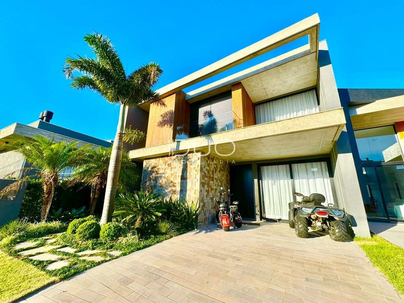 CASA NO CONDOMÍNO SUNSET EM XANGRI-LÁ