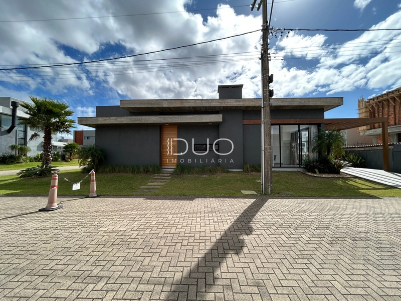 CASA NO CONDOMÍNIO BLUE EM XANGRI-LÁ: 2ª foto da galeria de imagens do imóvel