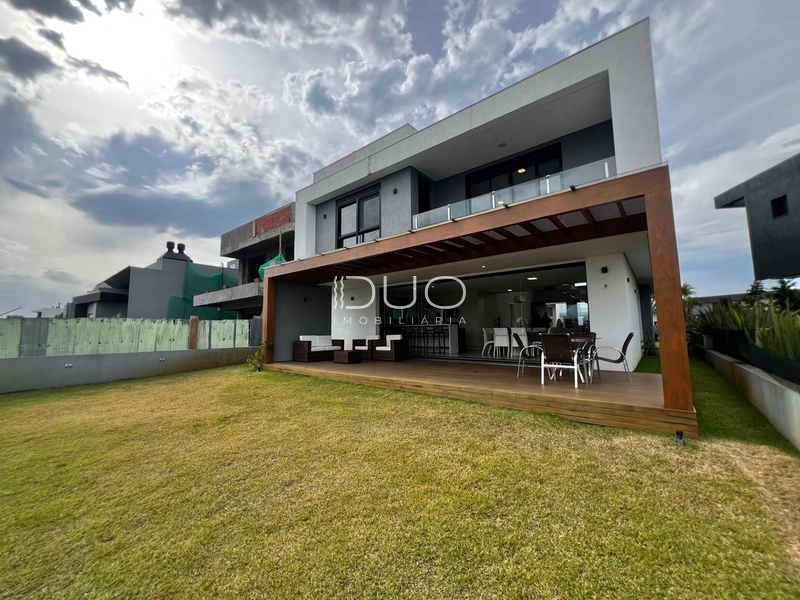 SOBRADO NO CONDOMÍNIO RIVIERA EM XANGRI-LÁ: 23ª foto da galeria de imagens do imóvel