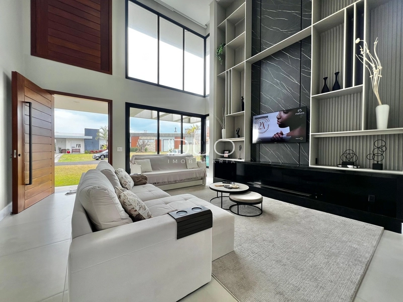 SOBRADO NO CONDOMÍNIO RIVIERA EM XANGRI-LÁ: 4ª foto da galeria de imagens do imóvel