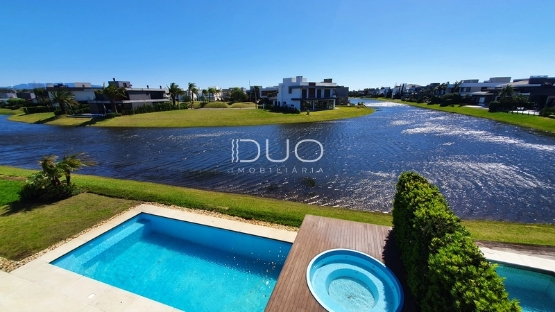 SOBRADO NO CONDOMÍNIO ENSEADA LAGOS EM XANGRI-LÁ: 79ª foto da galeria de imagens do imóvel