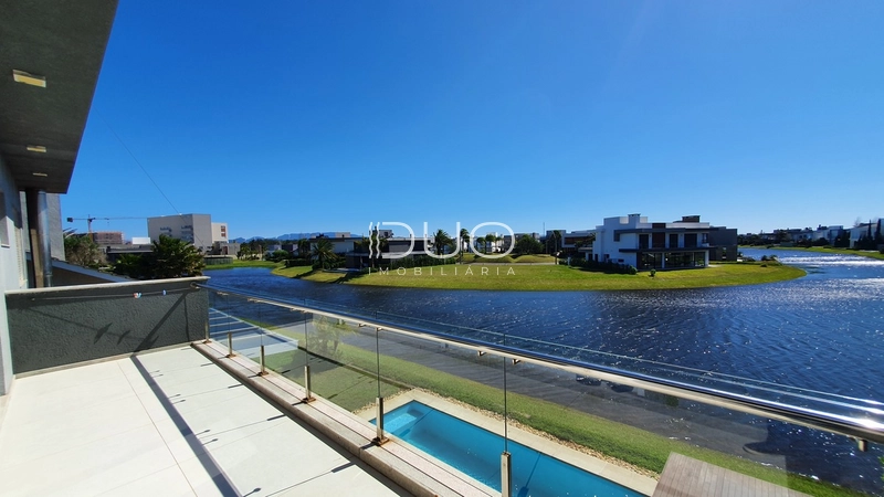 SOBRADO NO CONDOMÍNIO ENSEADA LAGOS EM XANGRI-LÁ: 77ª foto da galeria de imagens do imóvel