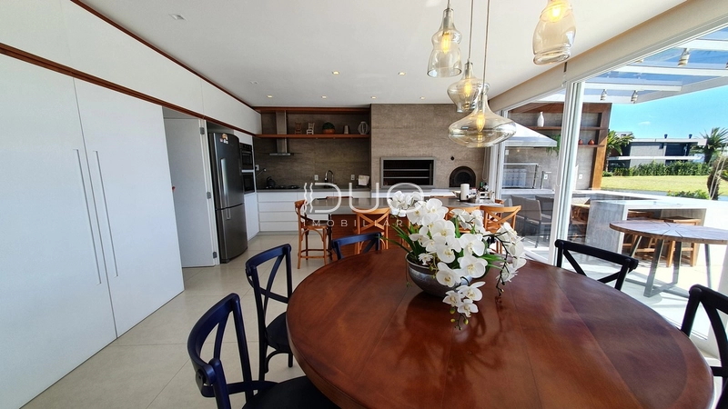 SOBRADO NO CONDOMÍNIO ENSEADA LAGOS EM XANGRI-LÁ: 33ª foto da galeria de imagens do imóvel