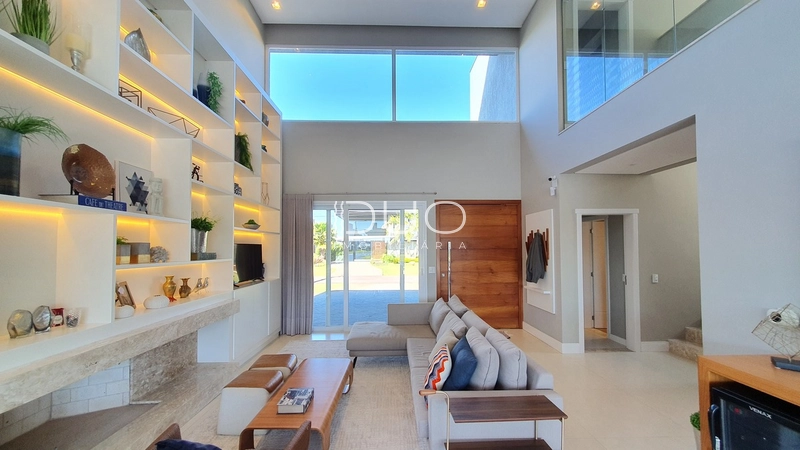 SOBRADO NO CONDOMÍNIO ENSEADA LAGOS EM XANGRI-LÁ: 16ª foto da galeria de imagens do imóvel