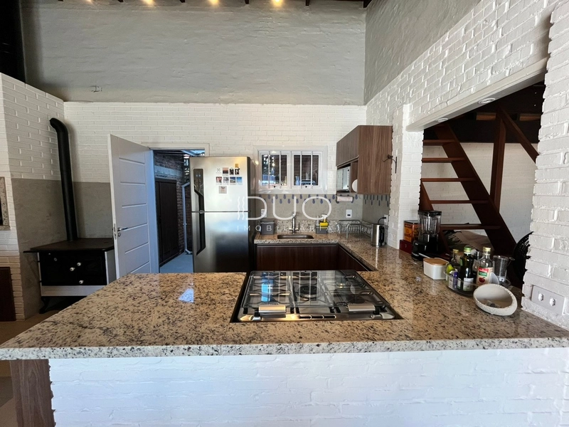 CASA EM XANGRI-LÁ: 21ª foto da galeria de imagens do imóvel