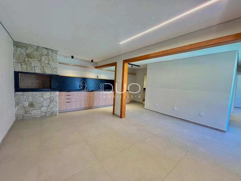 CASA NO CENTRO DE XANGRI-LÁ: 7ª foto da galeria de imagens do imóvel