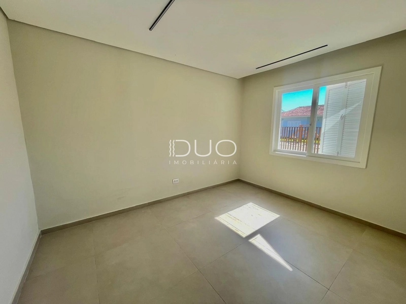 CASA NO CENTRO DE XANGRI-LÁ: 10ª foto da galeria de imagens do imóvel