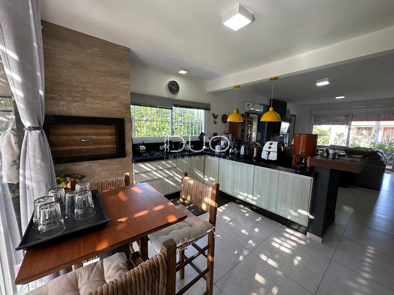 CASA EM XANGRI-LÁ: 19ª foto da galeria de imagens do imóvel