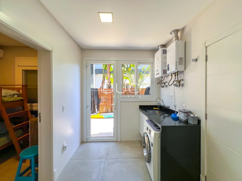 CASA COM 5 DORMITÓRIOS NO CONDOMÍNIO VILLAGIO DE ATLANTIDA: 21ª foto da galeria de imagens do imóvel