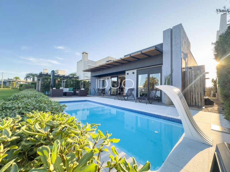 CASA COM 4 DORMITÓRIOS NO CONDOMÍNIO RIVIERA: 11ª foto da galeria de imagens do imóvel