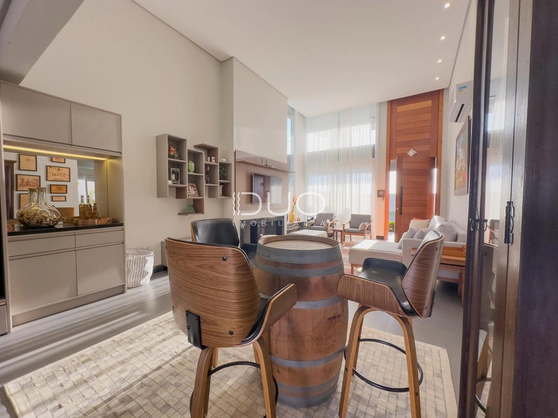 CASA COM 4 DORMITÓRIOS NO CONDOMÍNIO RIVIERA: 5ª foto da galeria de imagens do imóvel