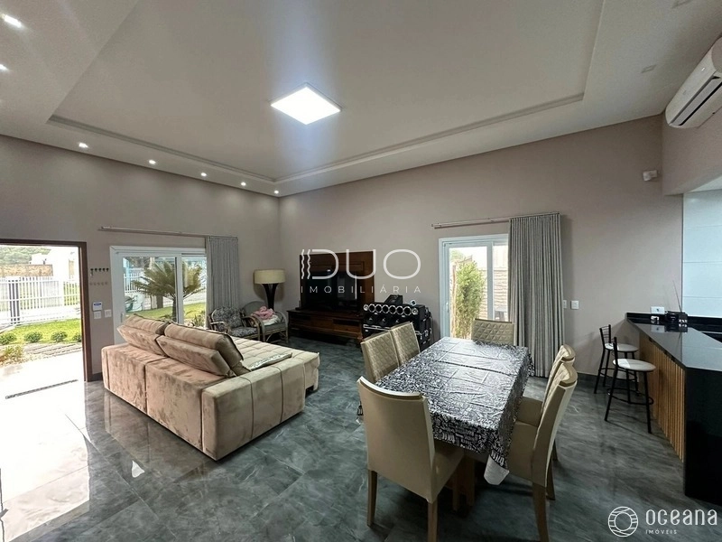 CASA COM 3 DORMITÓRIOS EM XANGRI-LÁ: 3ª foto da galeria de imagens do imóvel