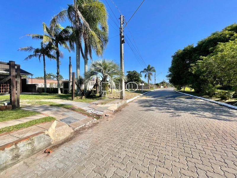 SOBRADO EM XANGRI-LÁ: 40ª foto da galeria de imagens do imóvel