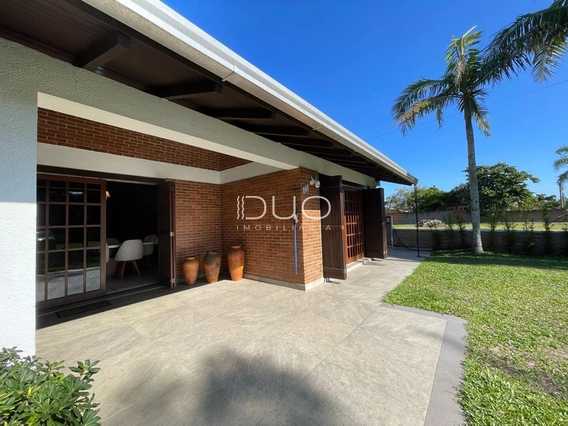 SOBRADO EM XANGRI-LÁ: 6ª foto da galeria de imagens do imóvel