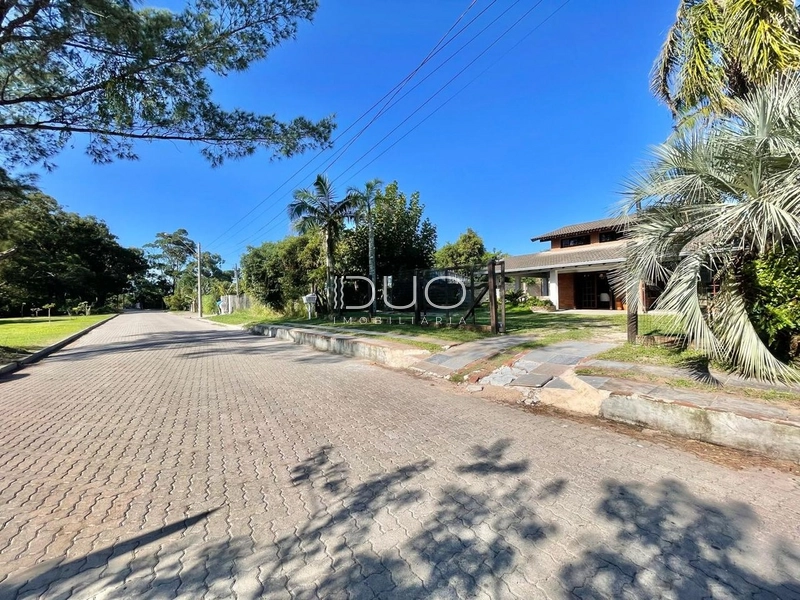 SOBRADO EM XANGRI-LÁ: 39ª foto da galeria de imagens do imóvel