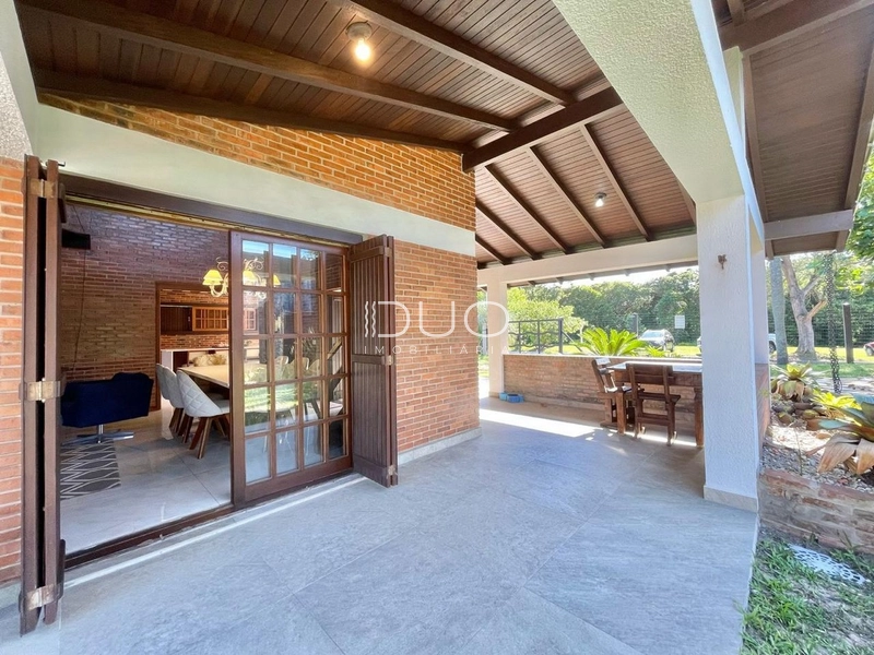 SOBRADO EM XANGRI-LÁ: 5ª foto da galeria de imagens do imóvel