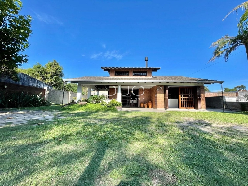 SOBRADO EM XANGRI-LÁ