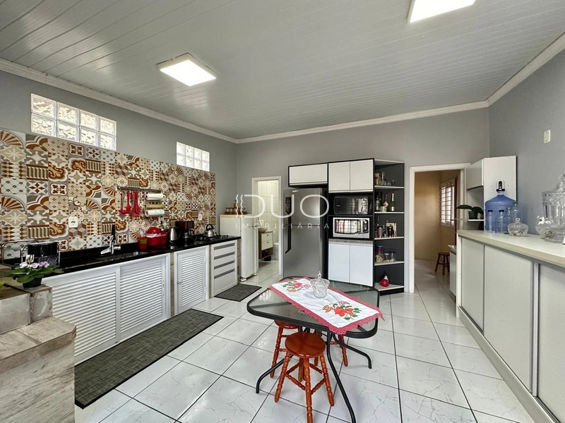 CASA EM XANGRI-LÁ: 12ª foto da galeria de imagens do imóvel