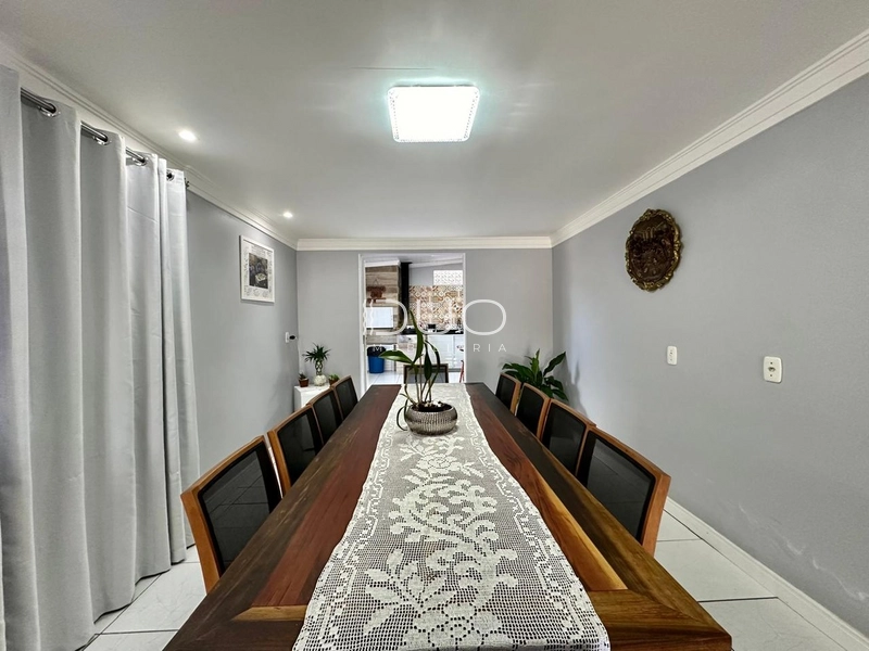 CASA EM XANGRI-LÁ: 10ª foto da galeria de imagens do imóvel