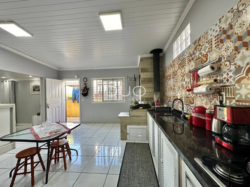 CASA EM XANGRI-LÁ: 13ª foto da galeria de imagens do imóvel