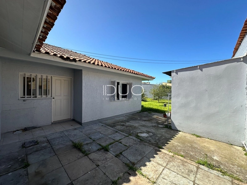 CASA EM XANGRI-LÁ: 16ª foto da galeria de imagens do imóvel