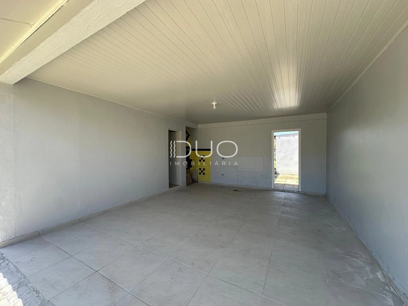 CASA EM XANGRI-LÁ: 10ª foto da galeria de imagens do imóvel