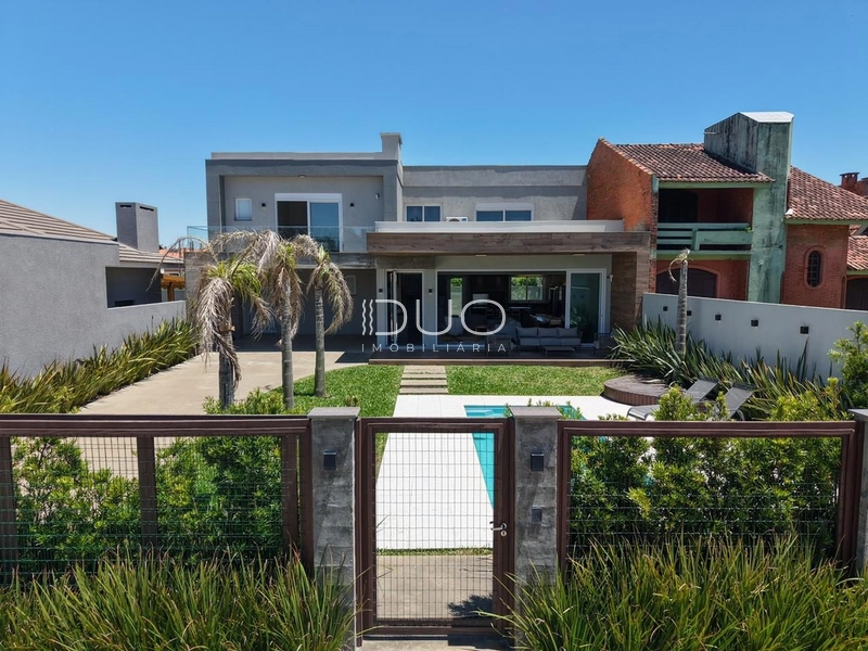 CASA NO BAIRRO REMANSO EM XANGRI-LÁ