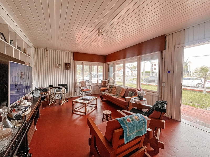 CASA COM 4 DORMITÓRIOS EM CAPÃO DA CANOA: 5ª foto da galeria de imagens do imóvel