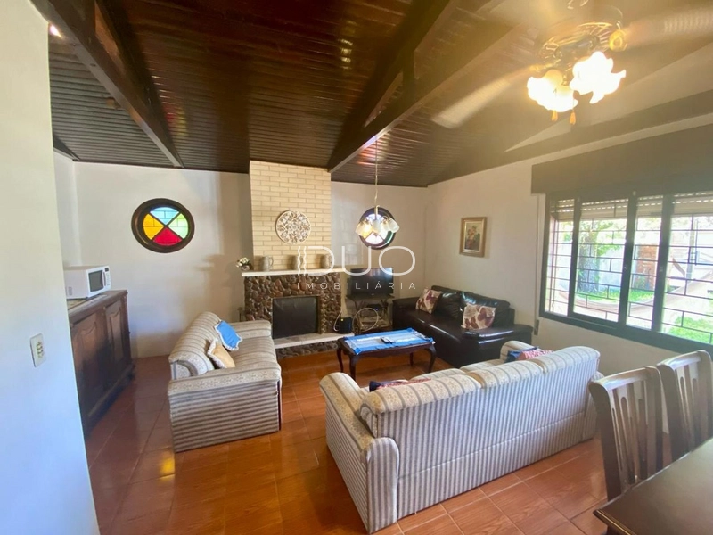 CASA EM ATLÂNTIDA, XANGRI-LÁ: 3ª foto da galeria de imagens do imóvel