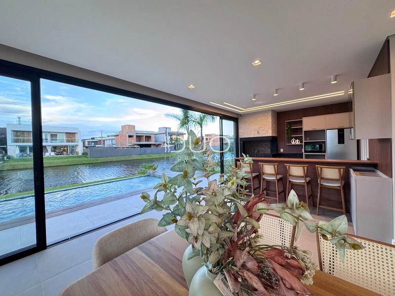 CASA NO CONDOMÍNIO SUNSET EM XANGRI-LÁ: 7ª foto da galeria de imagens do imóvel