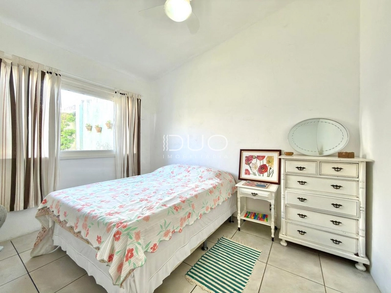 CASA COM 2 DORMITÓRIOS EM XANGRI-LÁ: 10ª foto da galeria de imagens do imóvel