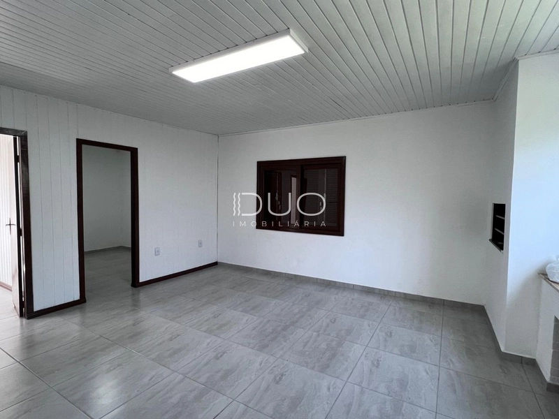 CASA 04 DORMITÓRIOS EM XANGRI-LÁ: 10ª foto da galeria de imagens do imóvel