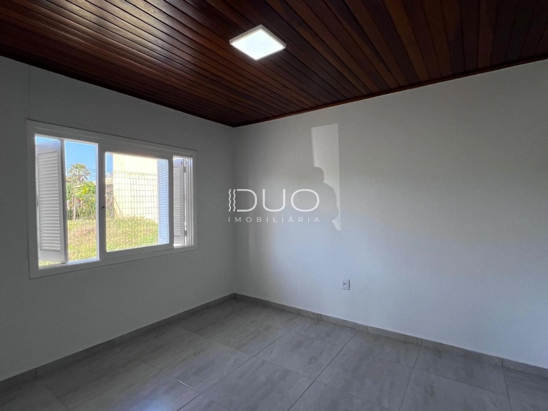 CASA 04 DORMITÓRIOS EM XANGRI-LÁ: 7ª foto da galeria de imagens do imóvel