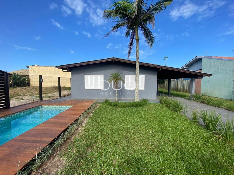 CASA 04 DORMITÓRIOS EM XANGRI-LÁ: 2ª foto da galeria de imagens do imóvel