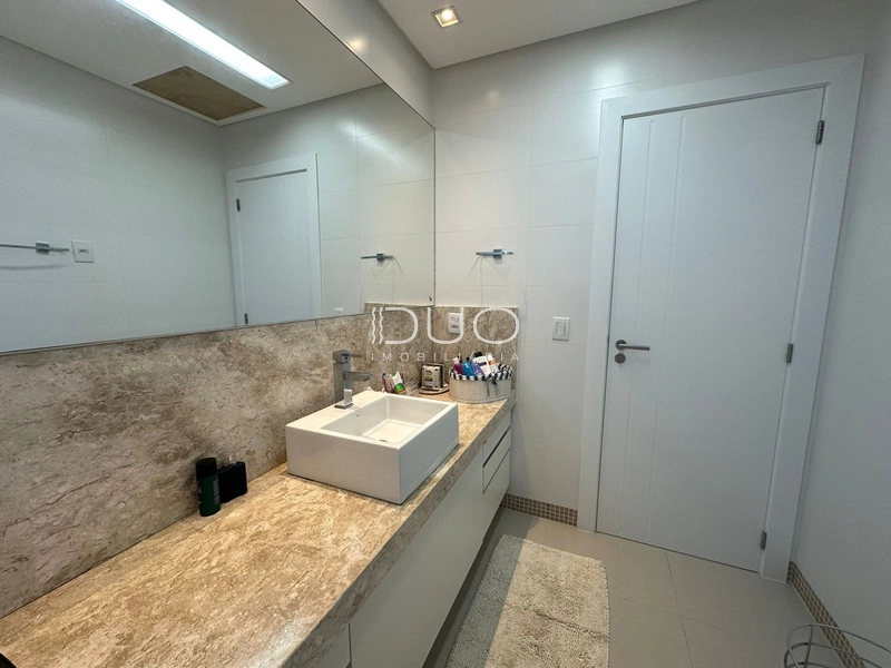 SOBRADO NO CONDOMÍNIO ENSEADA LAGOS EM XANGRI-LÁ: 32ª foto da galeria de imagens do imóvel