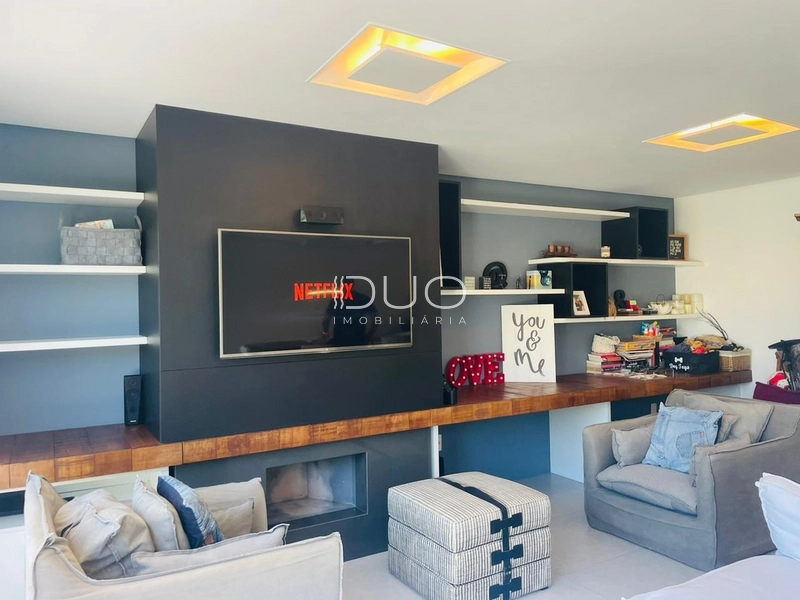 SOBRADO NO CONDOMÍNIO PATEO MARBELLA EM XANGRI-LÁ: 8ª foto da galeria de imagens do imóvel