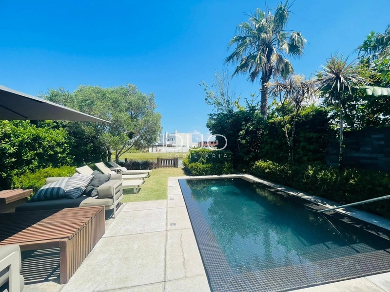 SOBRADO NO CONDOMÍNIO PATEO MARBELLA EM XANGRI-LÁ: 31ª foto da galeria de imagens do imóvel