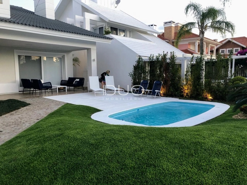 SOBRADO NO CONDOMÍNIO ATLÂNTIDA LAGOS PARK EM XANGRI-LÁ: 11ª foto da galeria de imagens do imóvel