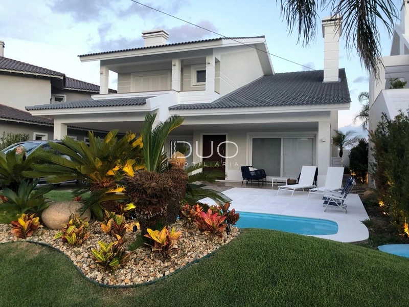 SOBRADO NO CONDOMÍNIO ATLÂNTIDA LAGOS PARK EM XANGRI-LÁ: 5ª foto da galeria de imagens do imóvel