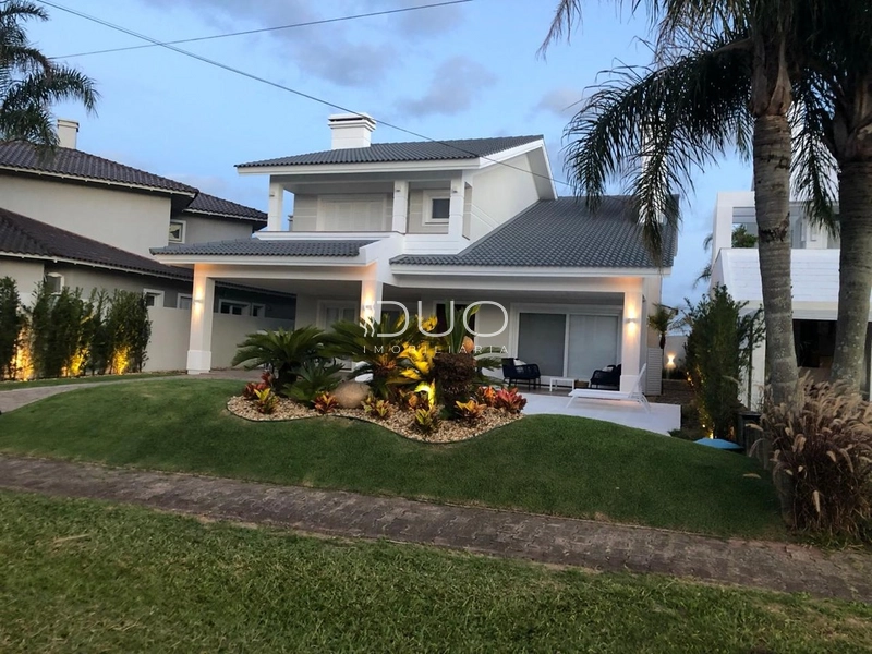 SOBRADO NO CONDOMÍNIO ATLÂNTIDA LAGOS PARK EM XANGRI-LÁ: 4ª foto da galeria de imagens do imóvel