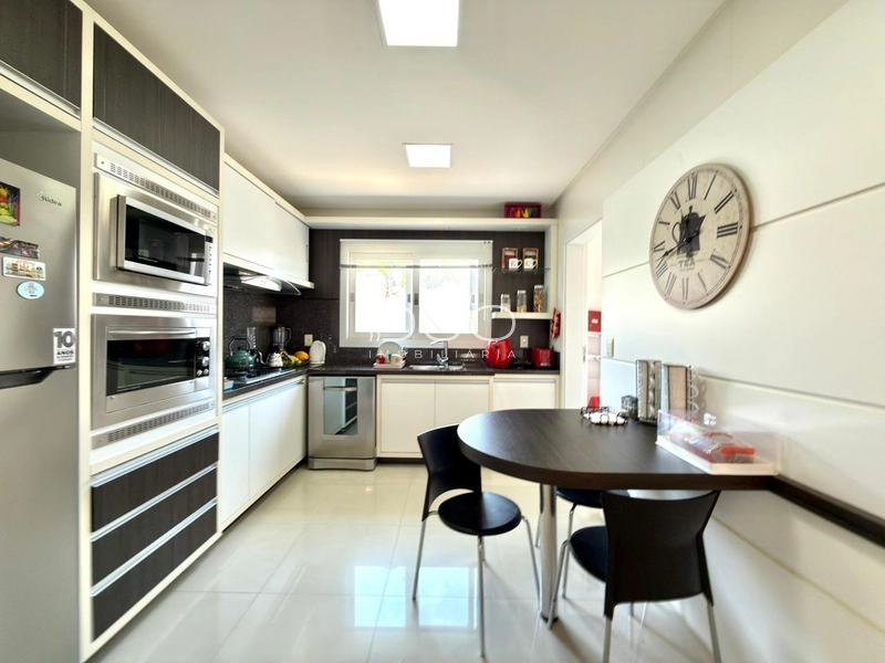 SOBRADO NO CONDOMÍNIO ATLÂNTIDA LAGOS PARK EM XANGRI-LÁ: 21ª foto da galeria de imagens do imóvel