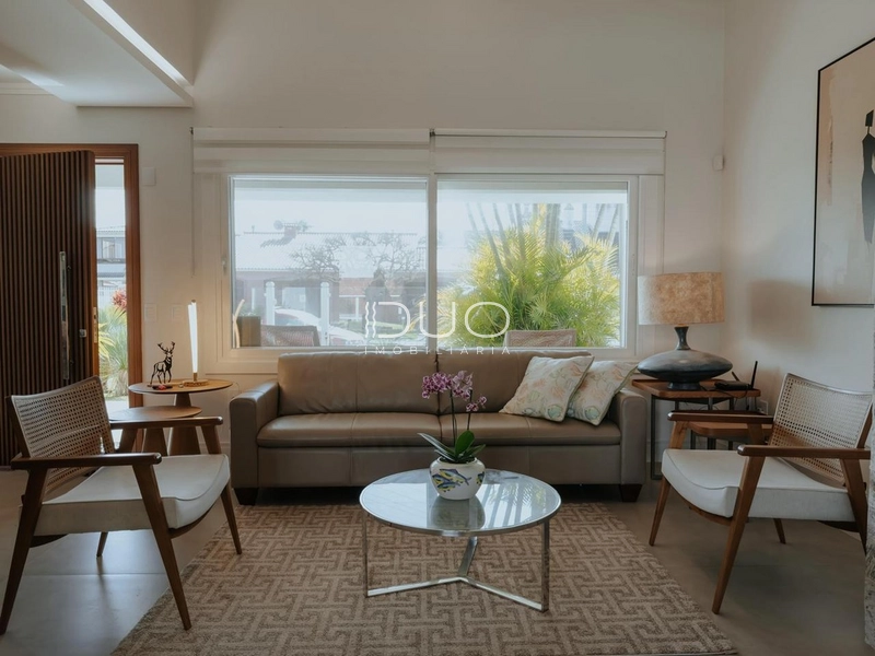 SOBRADO COM 3 SUÍTES EM XANGRI-LÁ: 10ª foto da galeria de imagens do imóvel