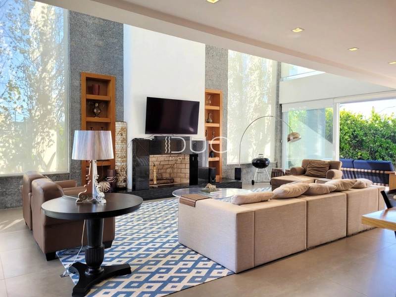 SOBRADO NO CONDOMÍNIO LA PLAGE EM XANGRI-LÁ: 3ª foto da galeria de imagens do imóvel