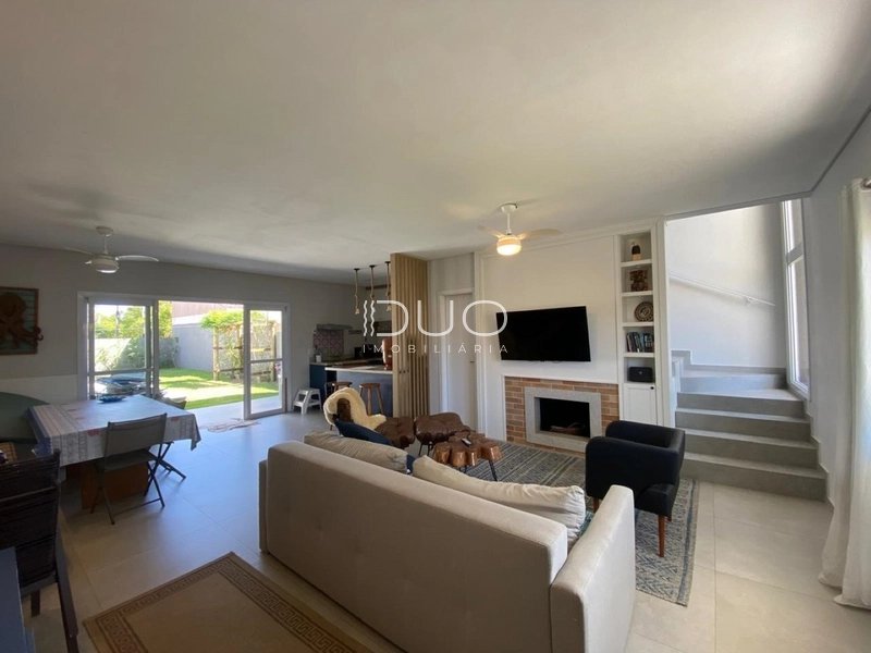 CASA EM XANGRI-LÁ: 7ª foto da galeria de imagens do imóvel