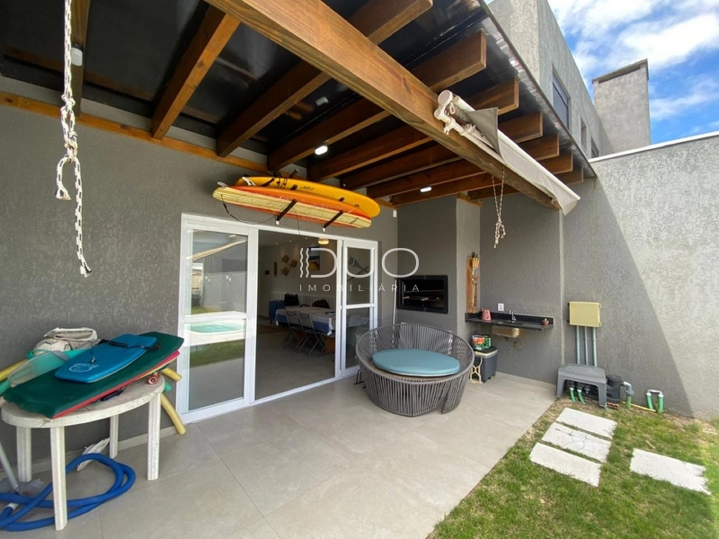 CASA EM XANGRI-LÁ: 12ª foto da galeria de imagens do imóvel