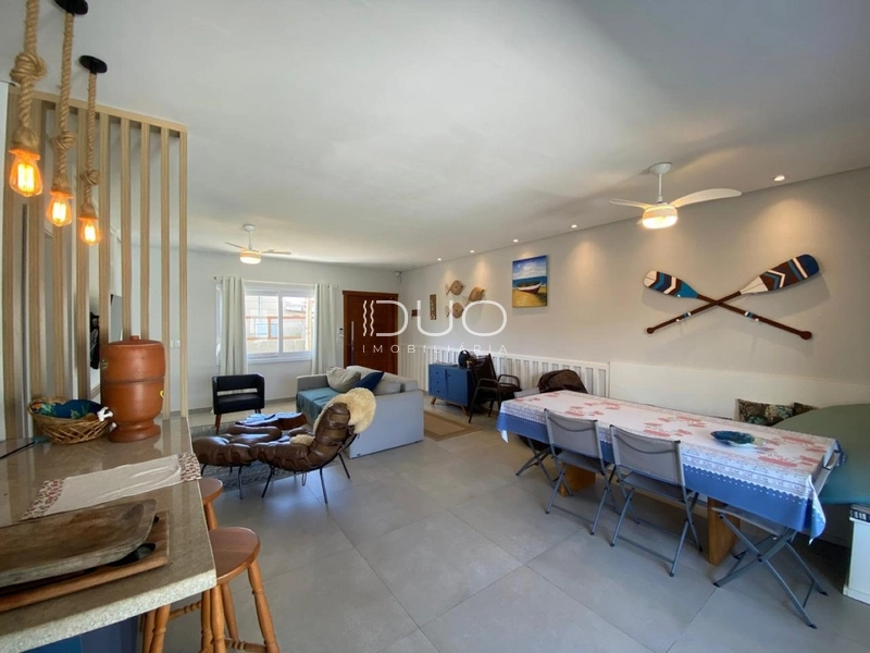 CASA EM XANGRI-LÁ: 8ª foto da galeria de imagens do imóvel