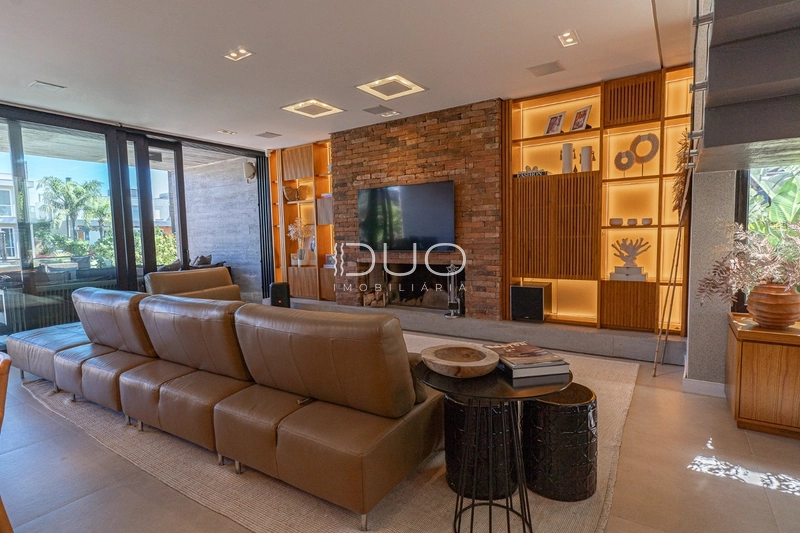 CASA COM 5 DORMITÓRIOS NO CONDOMÍNIO MALIBU: 11ª foto da galeria de imagens do imóvel